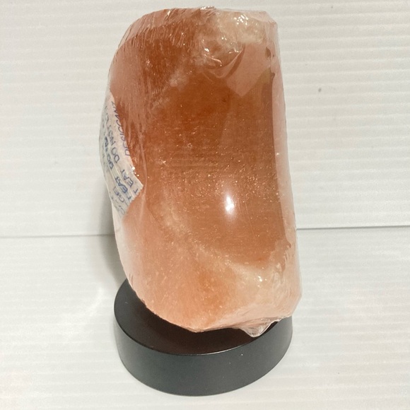 Himalayan Salt Lamp Mini Moon Battery Operated  3 x 4 inches - Picture 5 of 16